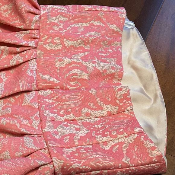 Zara women's strapless peplum lace tulip pink dress size medium - Picture 3 of 6